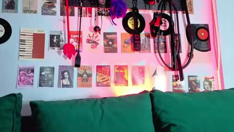 Snapshot of sugarsoot chatting on June 18, 6:02 am sugarsoot online show from June 18, 6:02 am