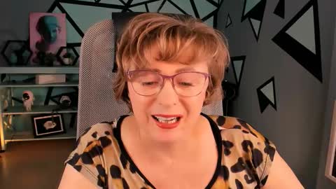 Vivien online show from November 19, 1:22 pm