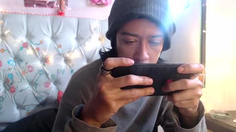 suggabrown_ online show from February 2, 12:57 pm