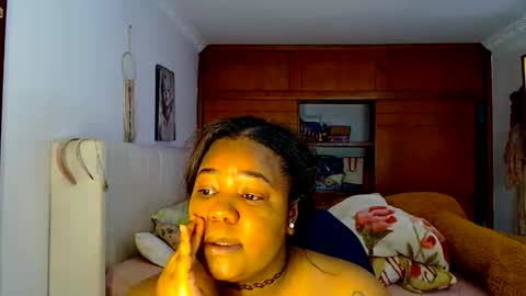Snapshot of suggarbaby1 chatting on February 16, 1:13 am Cami Back in 2 hours online show from February 16, 1:13 am