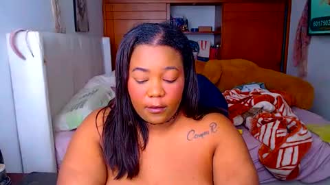 Snapshot of suggarbaby1 chatting on February 22, 8:40 pm Cami Back in 2 hours online show from February 22, 8:40 pm