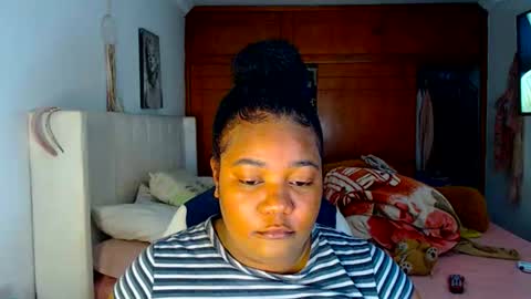Snapshot of suggarbaby1 chatting on April 2, 5:16 am Cami Back in 2 hours online show from April 2, 5:16 am