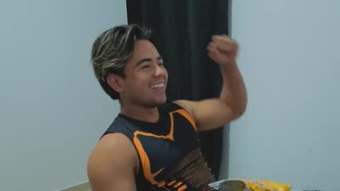 Snapshot of sukuna_hara chatting on February 27, 1:16 am sukuna_hara online show from February 27, 1:16 am