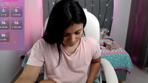 llll online show from February 6, 12:43 am