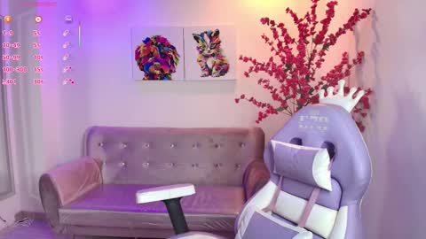 summer_miller online show from November 21, 11:53 am