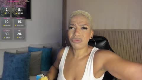 Summer online show from October 23, 11:20 am