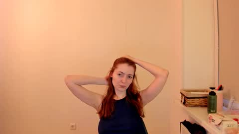 Summer Preston online show from December 16, 11:48 am