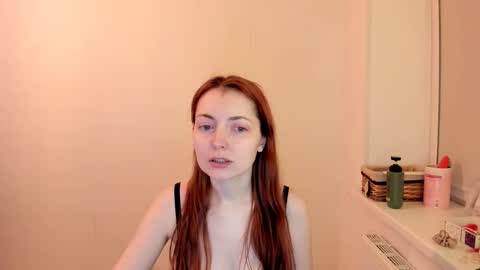 Summer Preston online show from February 9, 2:54 pm