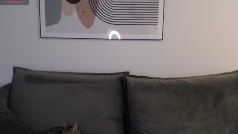 Liby online show from April 3, 4:27 pm