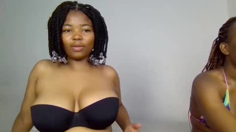 Snapshot of summer_ty chatting on February 20, 1:57 am summer online show from February 20, 1:57 am