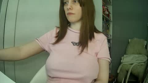 Snapshot of summerbluesky chatting on March 30, 2:40 pm summerbluesky online show from March 30, 2:40 pm