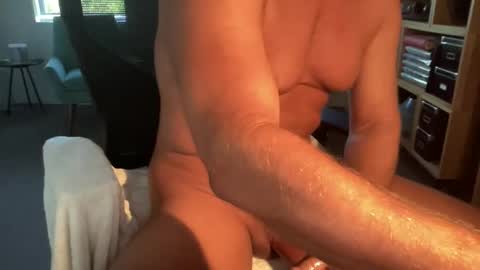 Snapshot of summerfun1975 chatting on January 18, 1:52 am Summerfun online show from January 18, 1:52 am