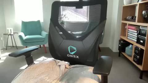 Snapshot of summerfun1975 chatting on February 10, 7:26 am Summerfun online show from February 10, 7:26 am