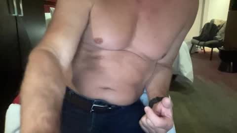 Snapshot of summerfun1975 chatting on September 9, 1:32 pm Summerfun online show from September 9, 1:32 pm