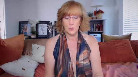 SummerKnightzzz online show from September 13, 3:34 pm