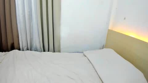 summersunshinex online show from November 20, 6:40 pm