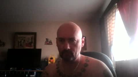 Summer Voyeur online show from August 4, 10:07 am