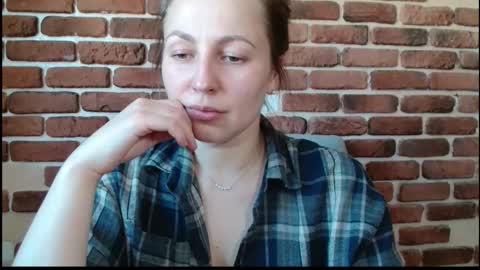 Snapshot of sun__shadow chatting on March 29, 1:00 pm sun__shadow online show from March 29, 1:00 pm