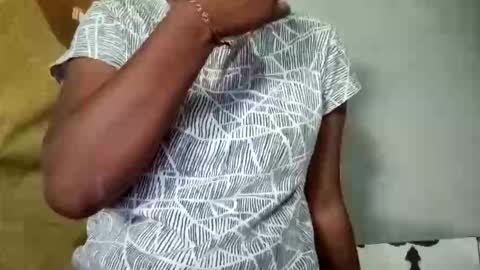 sunali_jain03 online show from April 14, 2:39 am