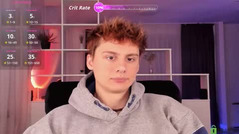 Snapshot of sunburn_boy chatting on October 17, 5:59 pm Emilio online show from October 17, 5:59 pm