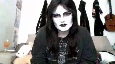 sundaygoth online show from June 16, 6:43 pm