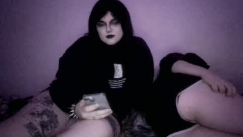 Snapshot of sundaygoth chatting on July 1, 12:45 am sundaygoth online show from July 1, 12:45 am