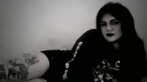 Snapshot of sundaygoth chatting on July 19, 6:11 pm sundaygoth online show from July 19, 6:11 pm