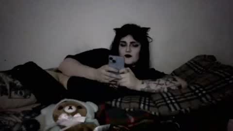 Snapshot of sundaygoth chatting on July 24, 9:02 pm sundaygoth online show from July 24, 9:02 pm