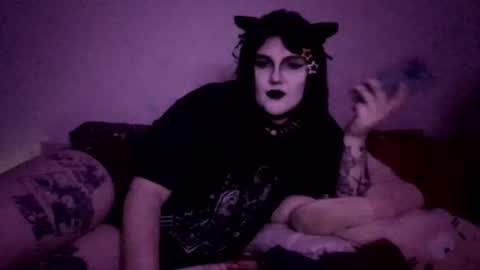 Snapshot of sundaygoth chatting on July 29, 8:40 pm sundaygoth online show from July 29, 8:40 pm