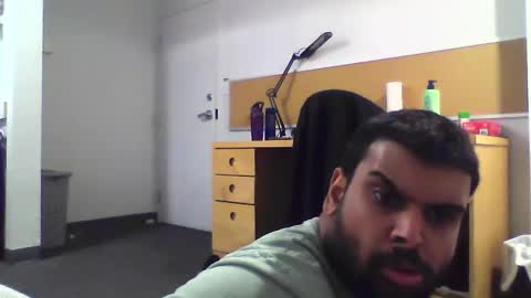 Snapshot of sundoog chatting on February 3, 12:09 am Sundoog online show from February 3, 12:09 am