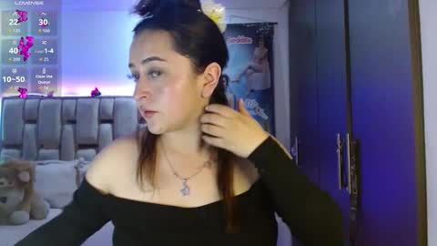 Snapshot of sunflower_dance chatting on March 2, 2:14 am Jeraldine online show from March 2, 2:14 am
