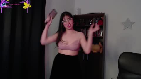  violetta  online show from October 31, 3:46 pm