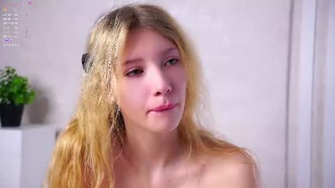 Lily online show from June 28, 2:34 pm