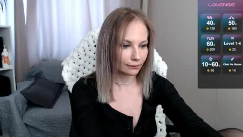 Naomi online show from June 1, 5:42 am