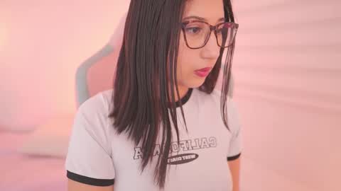 SUNNY online show from January 12, 3:39 pm