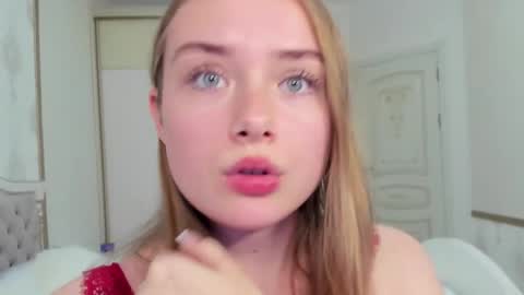 Vanessa online show from November 1, 12:29 pm