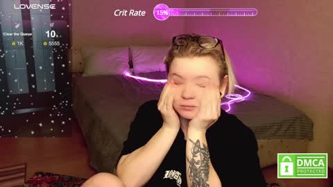 Snapshot of sunny_mood chatting on January 4, 5:37 am sunny mood online show from January 4, 5:37 am