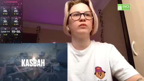 Snapshot of sunny_mood chatting on March 1, 10:55 am sunny mood online show from March 1, 10:55 am