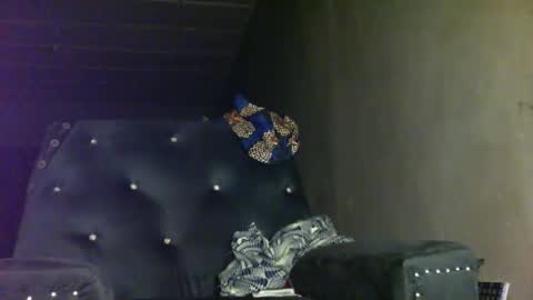 Sunnyblack2 online show from September 13, 11:15 pm