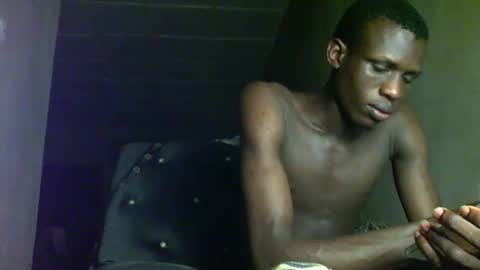 Sunnyblack2 online show from October 12, 2:49 pm