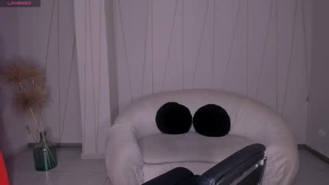 Sunny Rivers online show from October 27, 4:22 pm