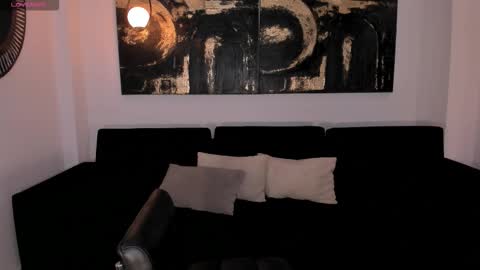 Sunny Rivers online show from January 8, 6:21 pm