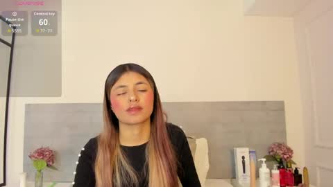 Snapshot of sunnywhitee chatting on April 23, 7:16 pm sunnywhitee online show from April 23, 7:16 pm
