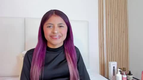 Snapshot of sunnywhitee chatting on May 14, 7:42 pm sunnywhitee online show from May 14, 7:42 pm