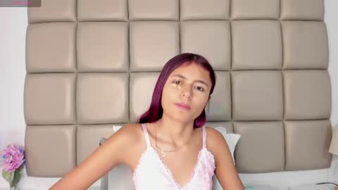 Snapshot of sunnywhitee chatting on July 3, 11:27 am sunnywhitee online show from July 3, 11:27 am