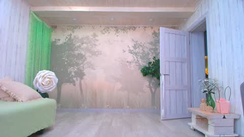 Eva  online show from December 1, 5:40 pm