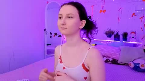 Snapshot of sunshine_blaze chatting on February 3, 2:00 pm Alice online show from February 3, 2:00 pm