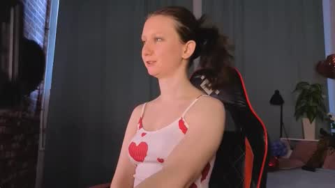 Snapshot of sunshine_blaze chatting on February 13, 6:09 am Alice online show from February 13, 6:09 am