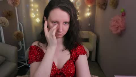 Alice online show from April 11, 1:15 pm