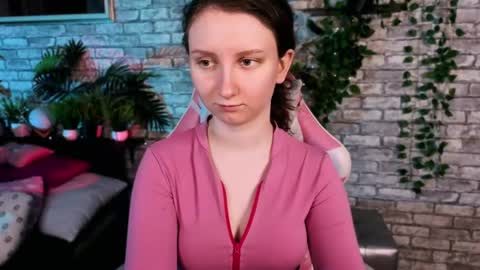 Snapshot of sunshine_blaze chatting on May 1, 1:37 pm Alice online show from May 1, 1:37 pm
